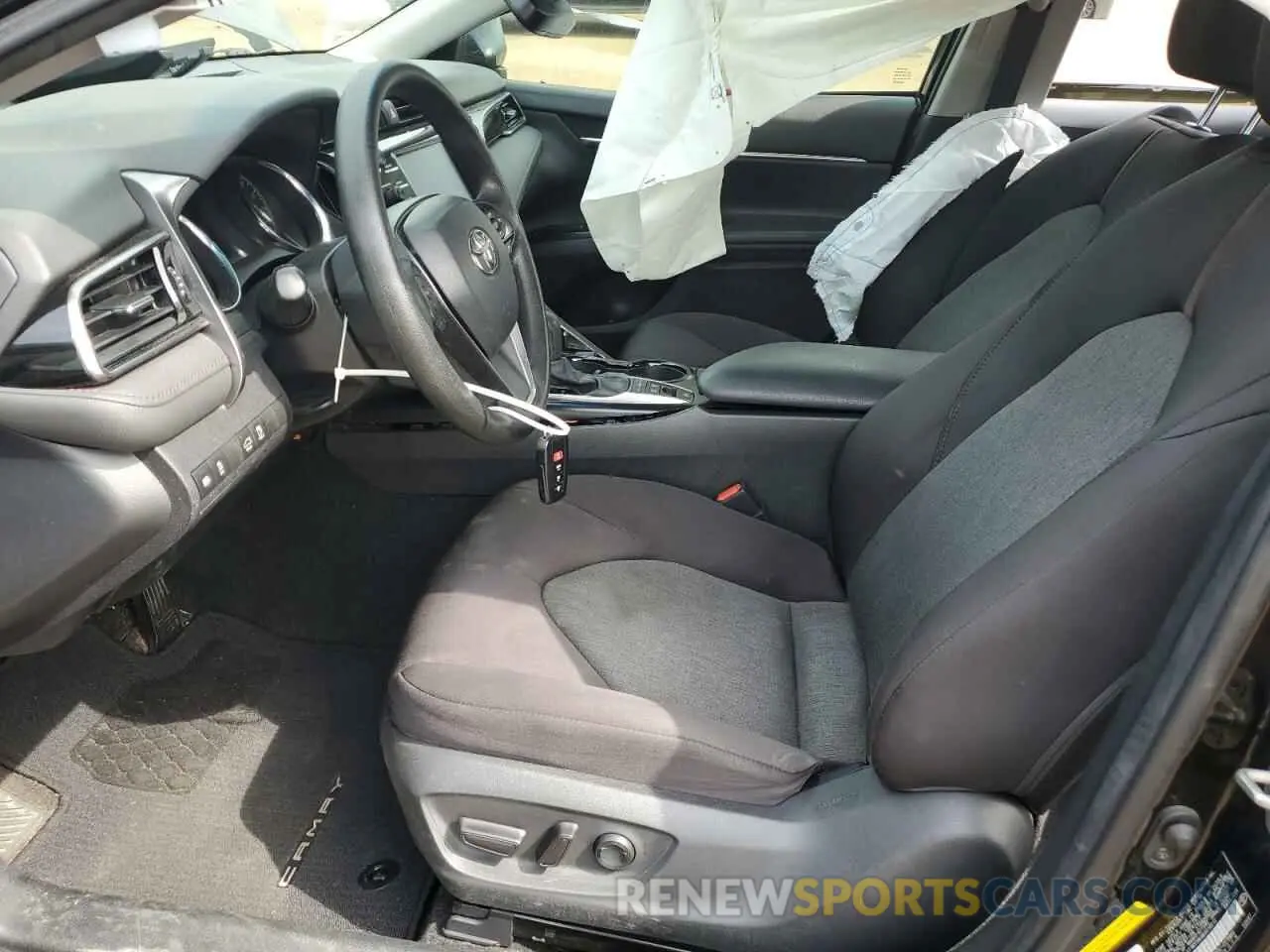 7 Photograph of a damaged car 4T1B31HK9KU510513 TOYOTA CAMRY 2019
