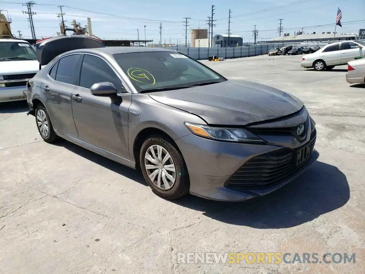 1 Photograph of a damaged car 4T1B31HK9KU510625 TOYOTA CAMRY 2019