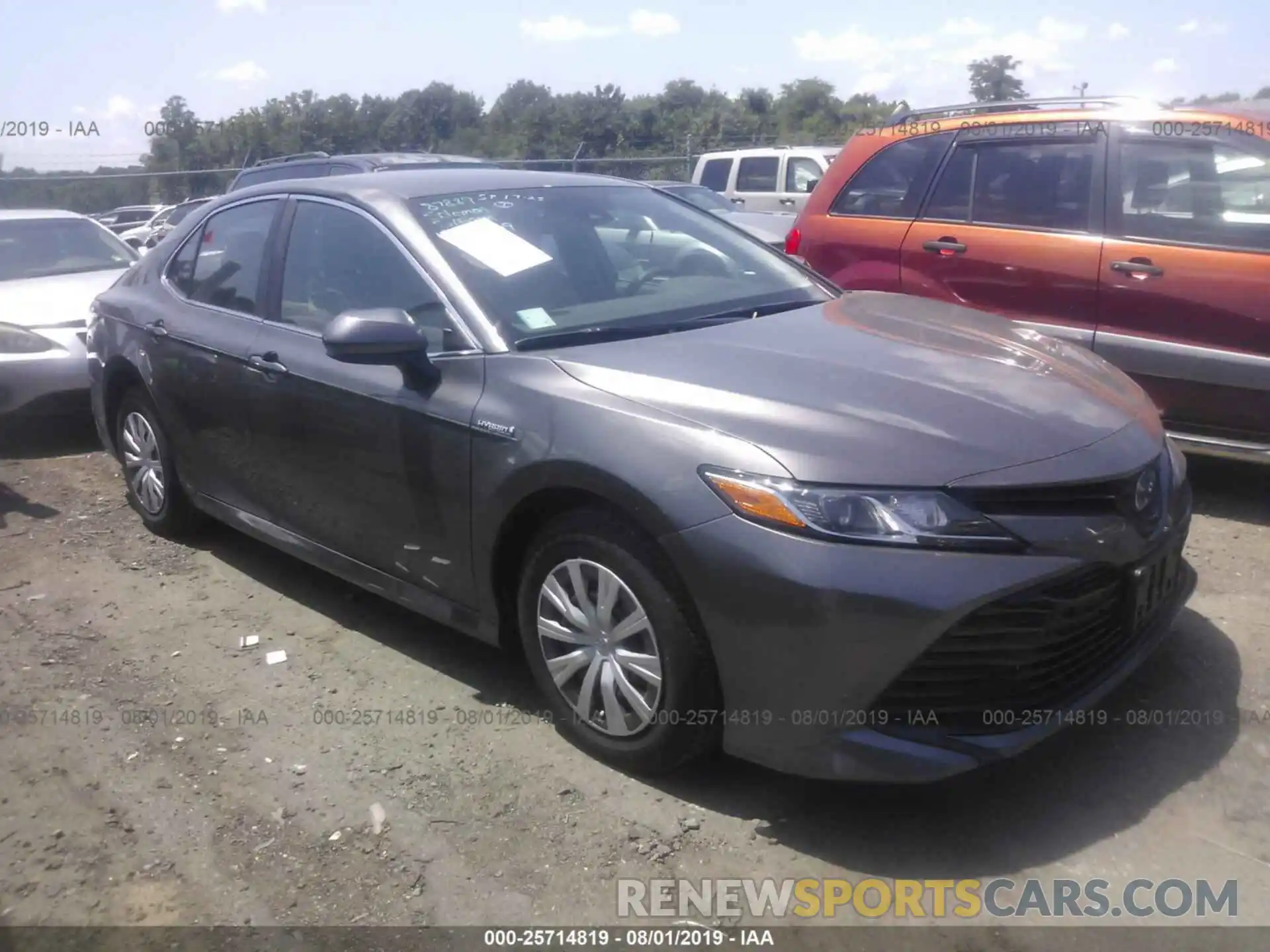 1 Photograph of a damaged car 4T1B31HK9KU513640 TOYOTA CAMRY 2019