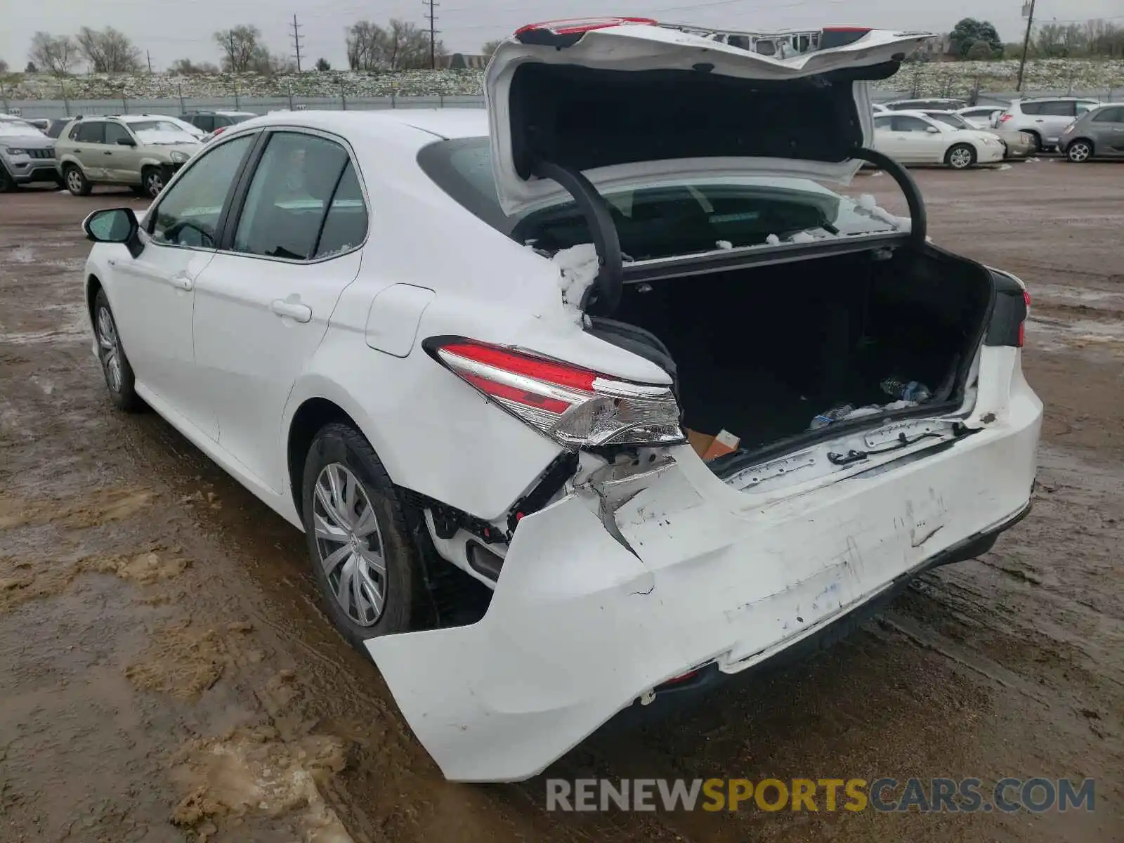 3 Photograph of a damaged car 4T1B31HK9KU514609 TOYOTA CAMRY 2019