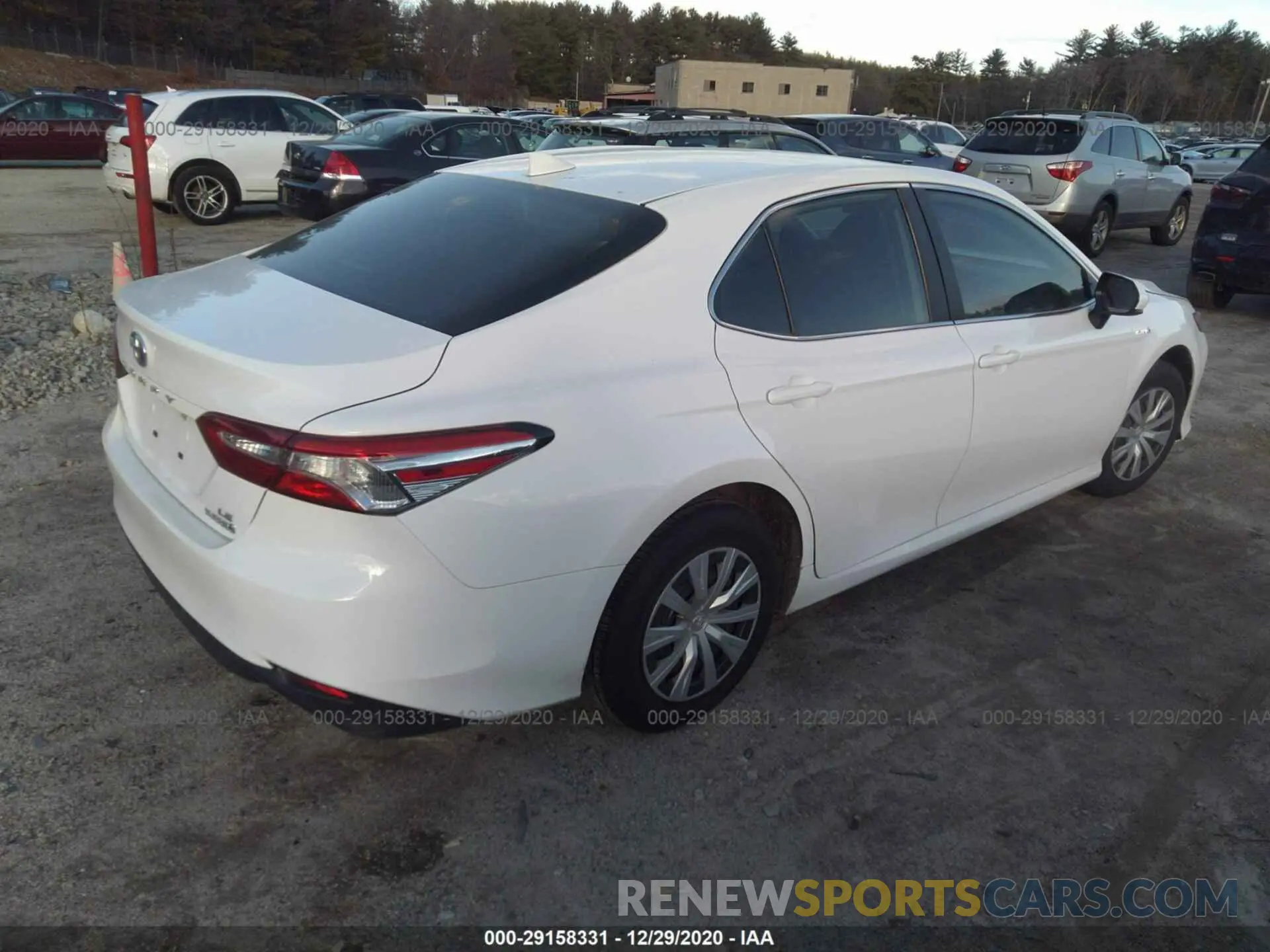 4 Photograph of a damaged car 4T1B31HK9KU514867 TOYOTA CAMRY 2019