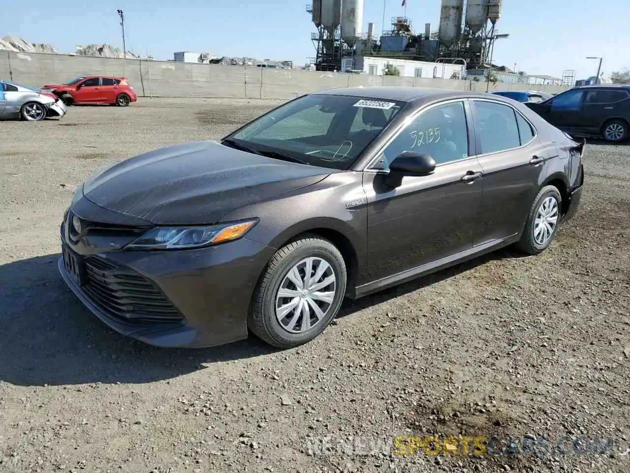 2 Photograph of a damaged car 4T1B31HK9KU517333 TOYOTA CAMRY 2019