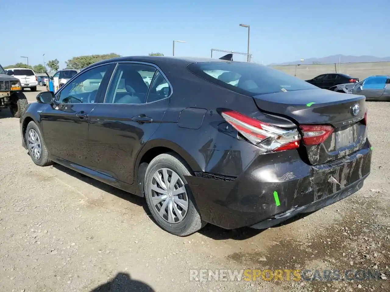 3 Photograph of a damaged car 4T1B31HK9KU517333 TOYOTA CAMRY 2019