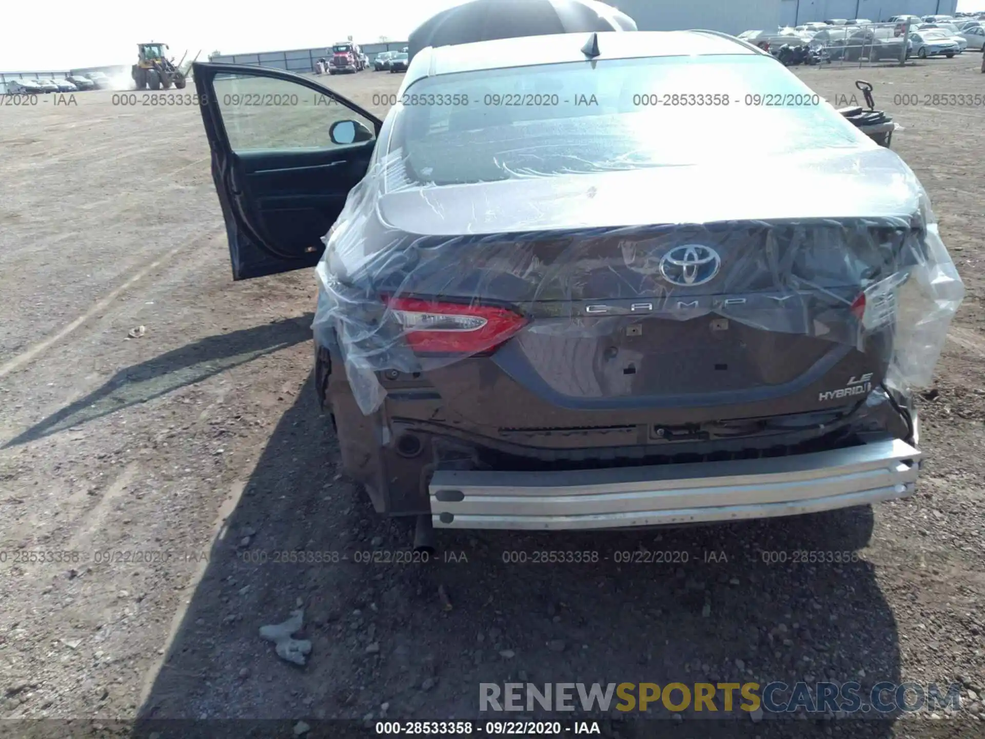 6 Photograph of a damaged car 4T1B31HKXKU005886 TOYOTA CAMRY 2019