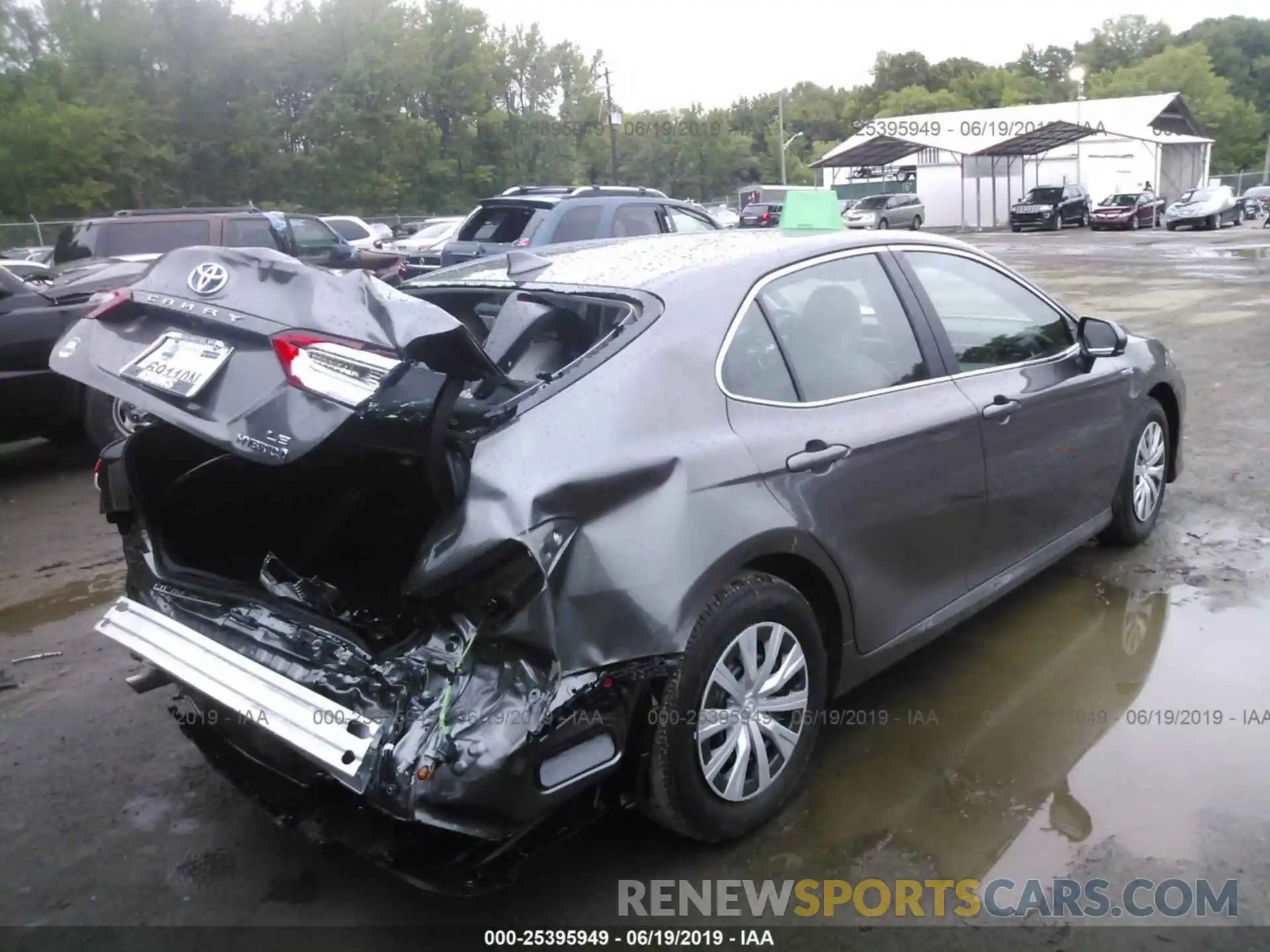 4 Photograph of a damaged car 4T1B31HKXKU008108 TOYOTA CAMRY 2019