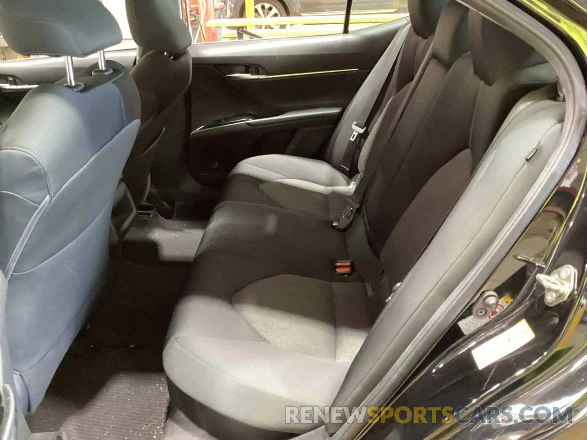 21 Photograph of a damaged car 4T1B31HKXKU511962 TOYOTA CAMRY 2019