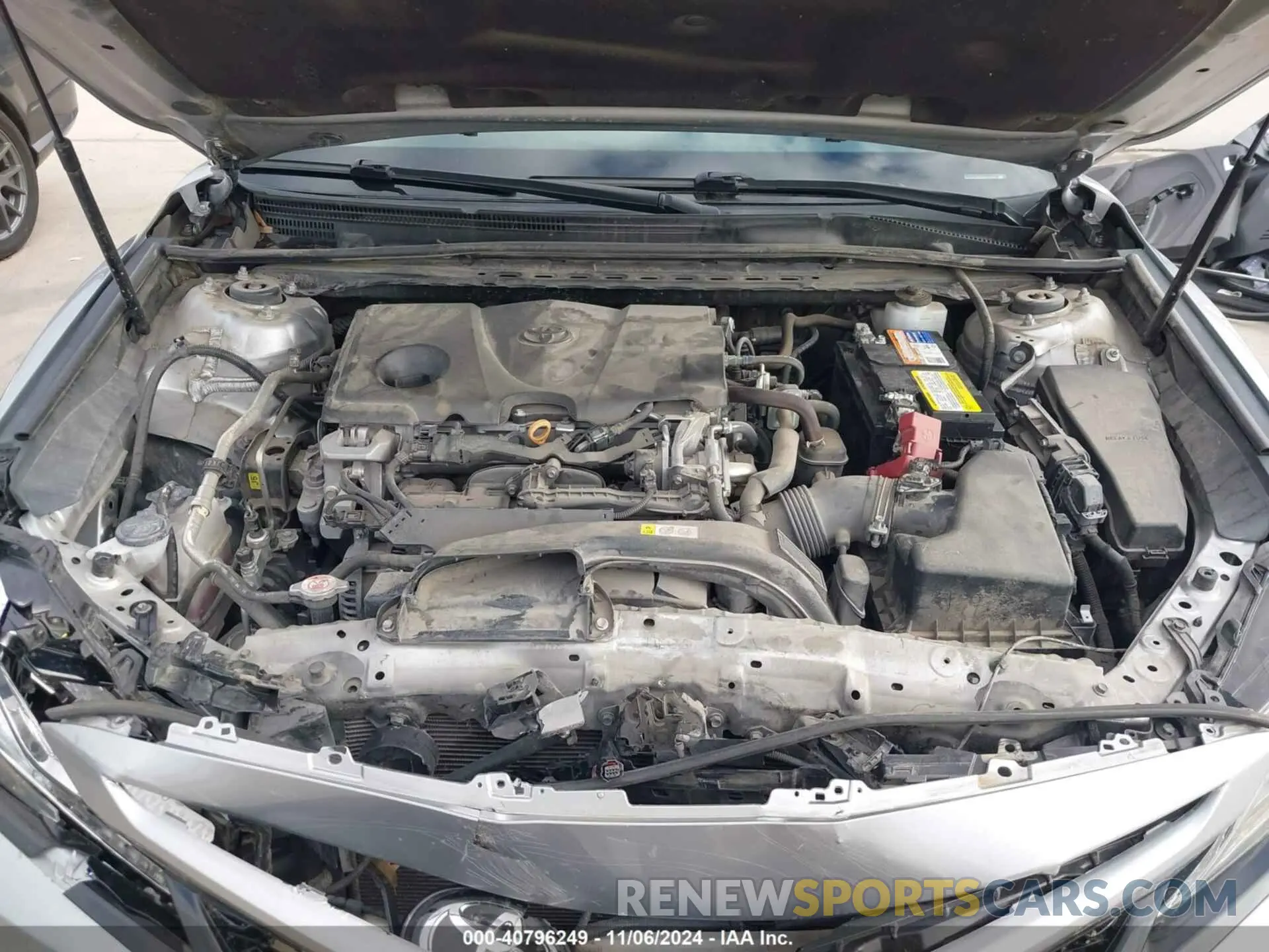 10 Photograph of a damaged car 4T1B61HK0KU190764 TOYOTA CAMRY 2019