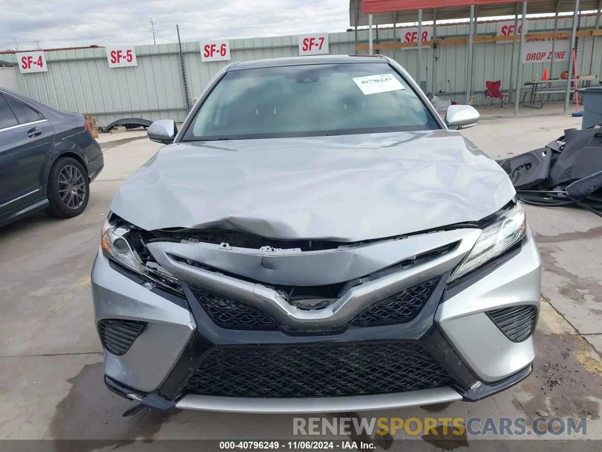 13 Photograph of a damaged car 4T1B61HK0KU190764 TOYOTA CAMRY 2019