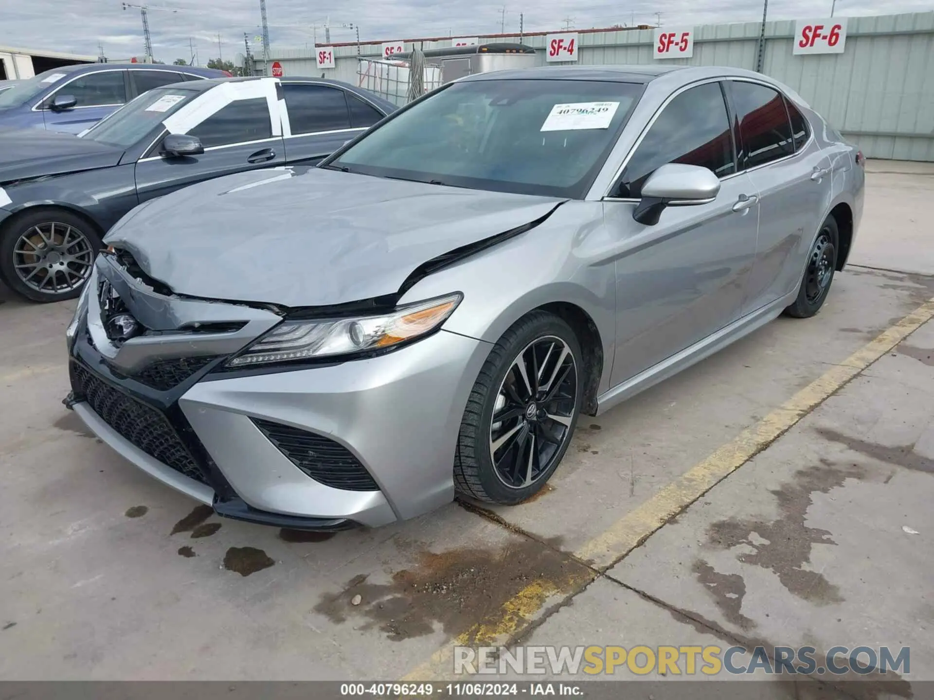 2 Photograph of a damaged car 4T1B61HK0KU190764 TOYOTA CAMRY 2019