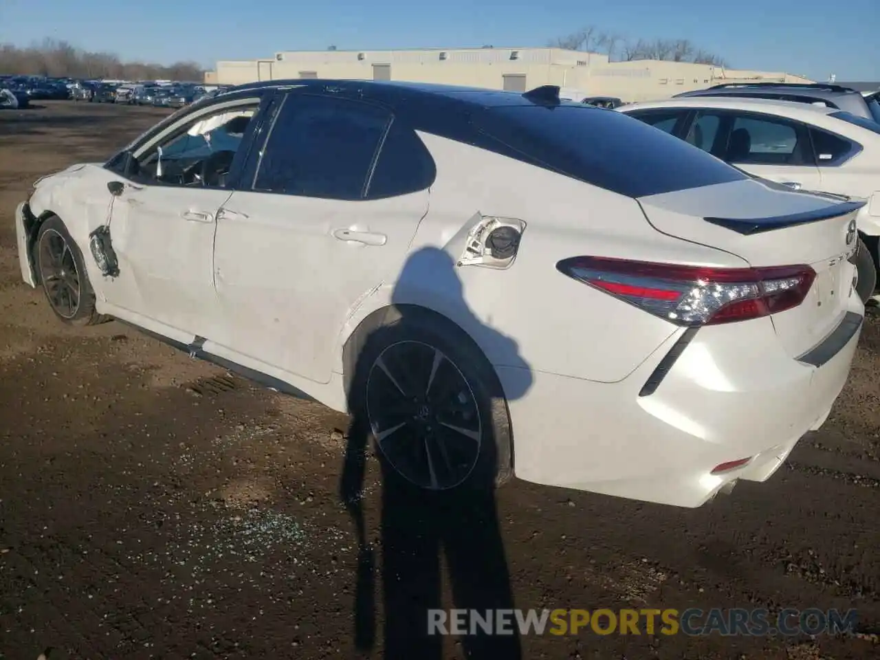 2 Photograph of a damaged car 4T1B61HK0KU214416 TOYOTA CAMRY 2019