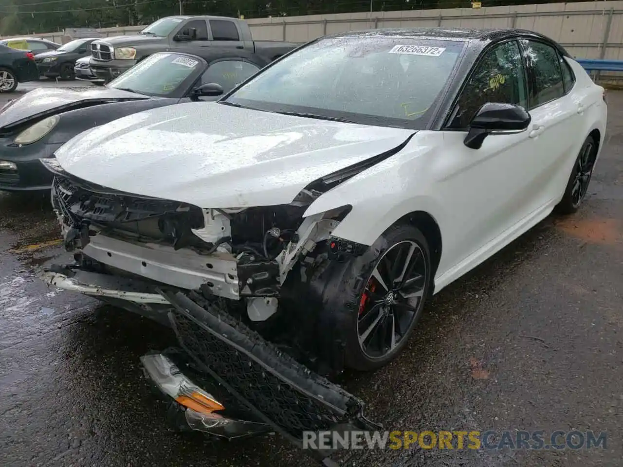 2 Photograph of a damaged car 4T1B61HK0KU249781 TOYOTA CAMRY 2019