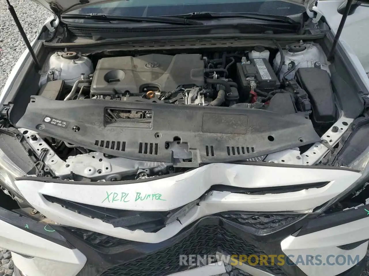 11 Photograph of a damaged car 4T1B61HK0KU290525 TOYOTA CAMRY 2019