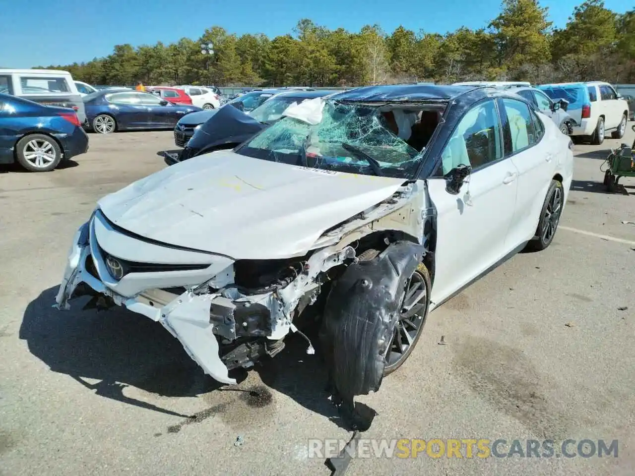 9 Photograph of a damaged car 4T1B61HK0KU292856 TOYOTA CAMRY 2019