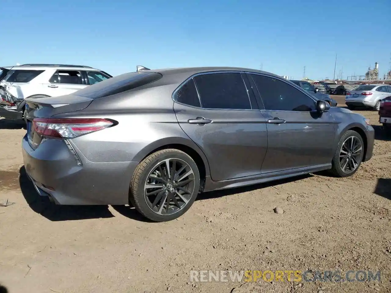 3 Photograph of a damaged car 4T1B61HK0KU295613 TOYOTA CAMRY 2019