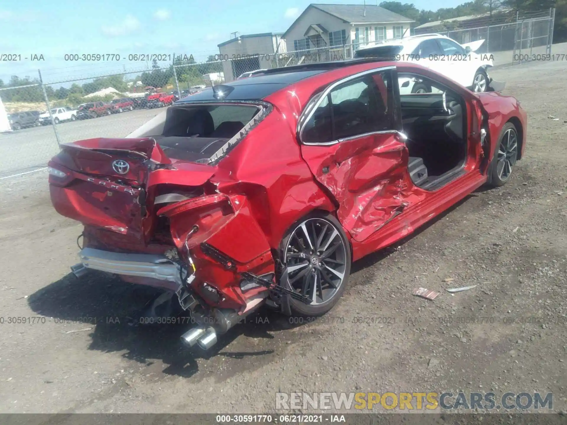 4 Photograph of a damaged car 4T1B61HK0KU296695 TOYOTA CAMRY 2019