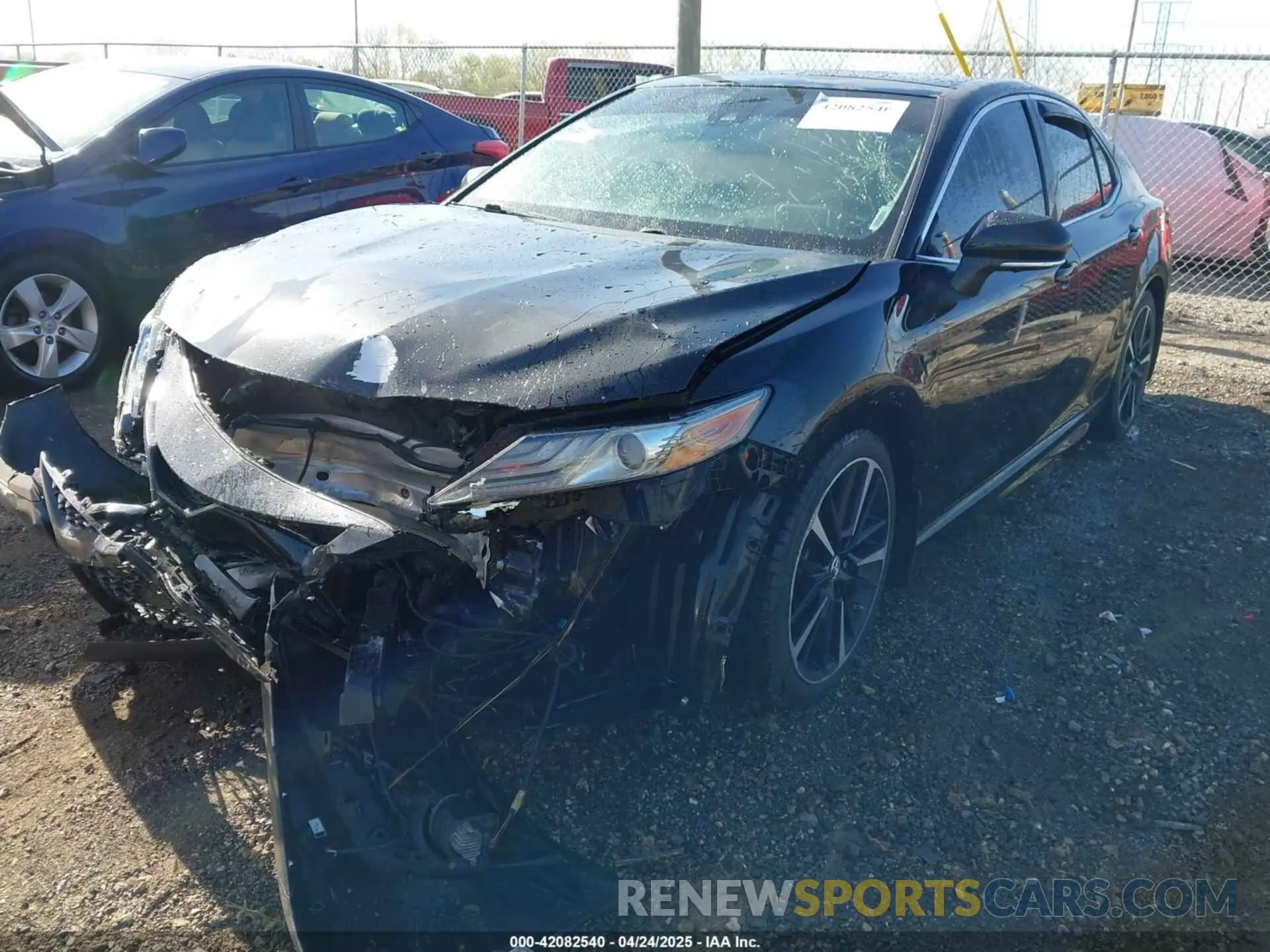 2 Photograph of a damaged car 4T1B61HK0KU710493 TOYOTA CAMRY 2019