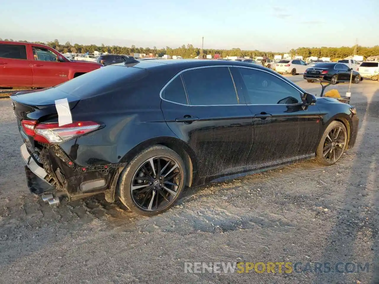 3 Photograph of a damaged car 4T1B61HK0KU721929 TOYOTA CAMRY 2019