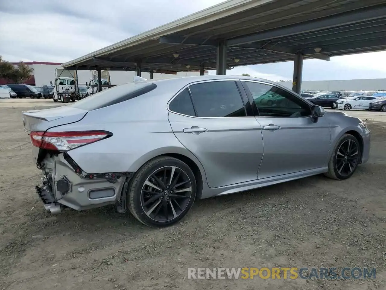 3 Photograph of a damaged car 4T1B61HK0KU763288 TOYOTA CAMRY 2019