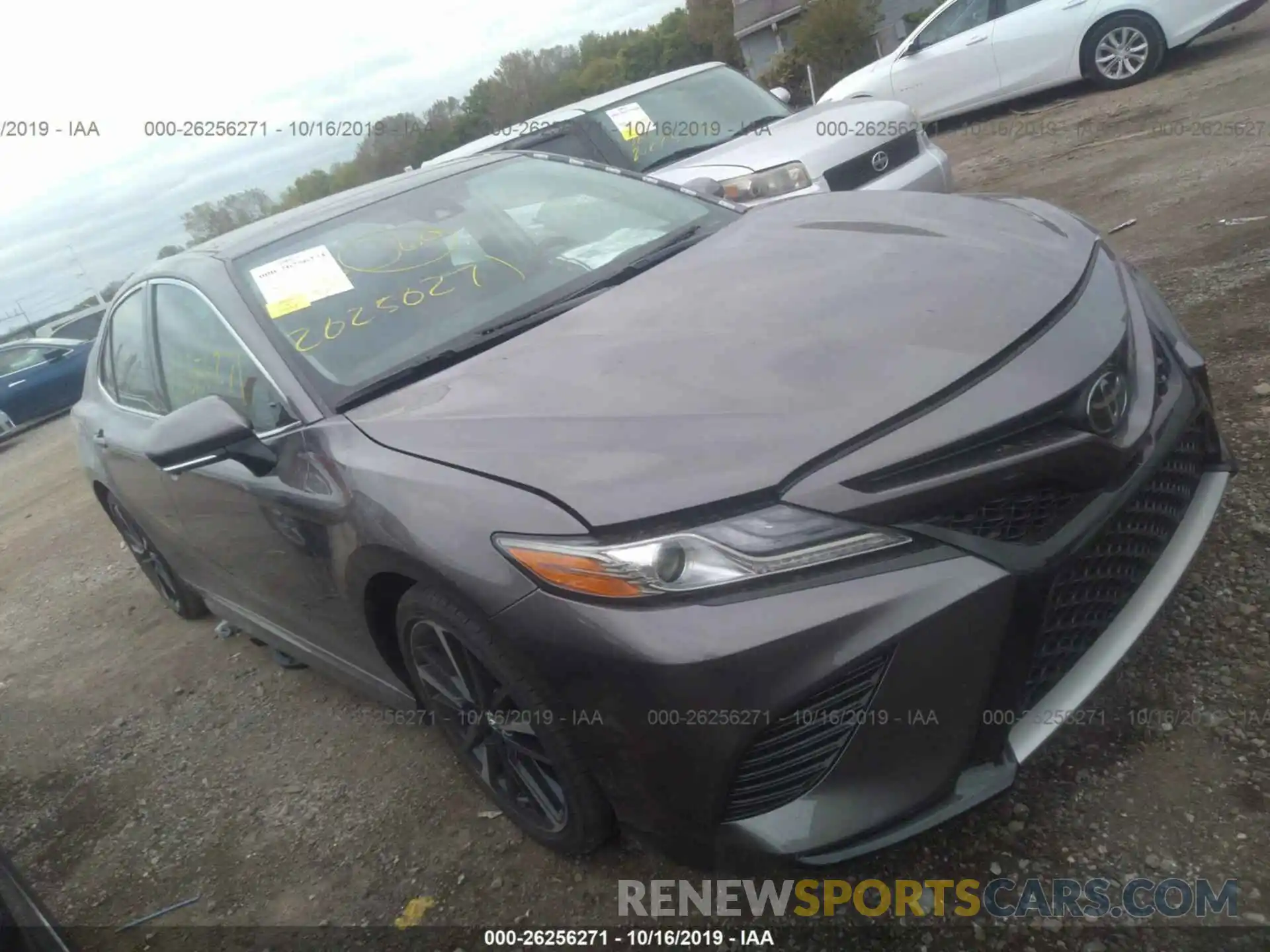 1 Photograph of a damaged car 4T1B61HK0KU777854 TOYOTA CAMRY 2019