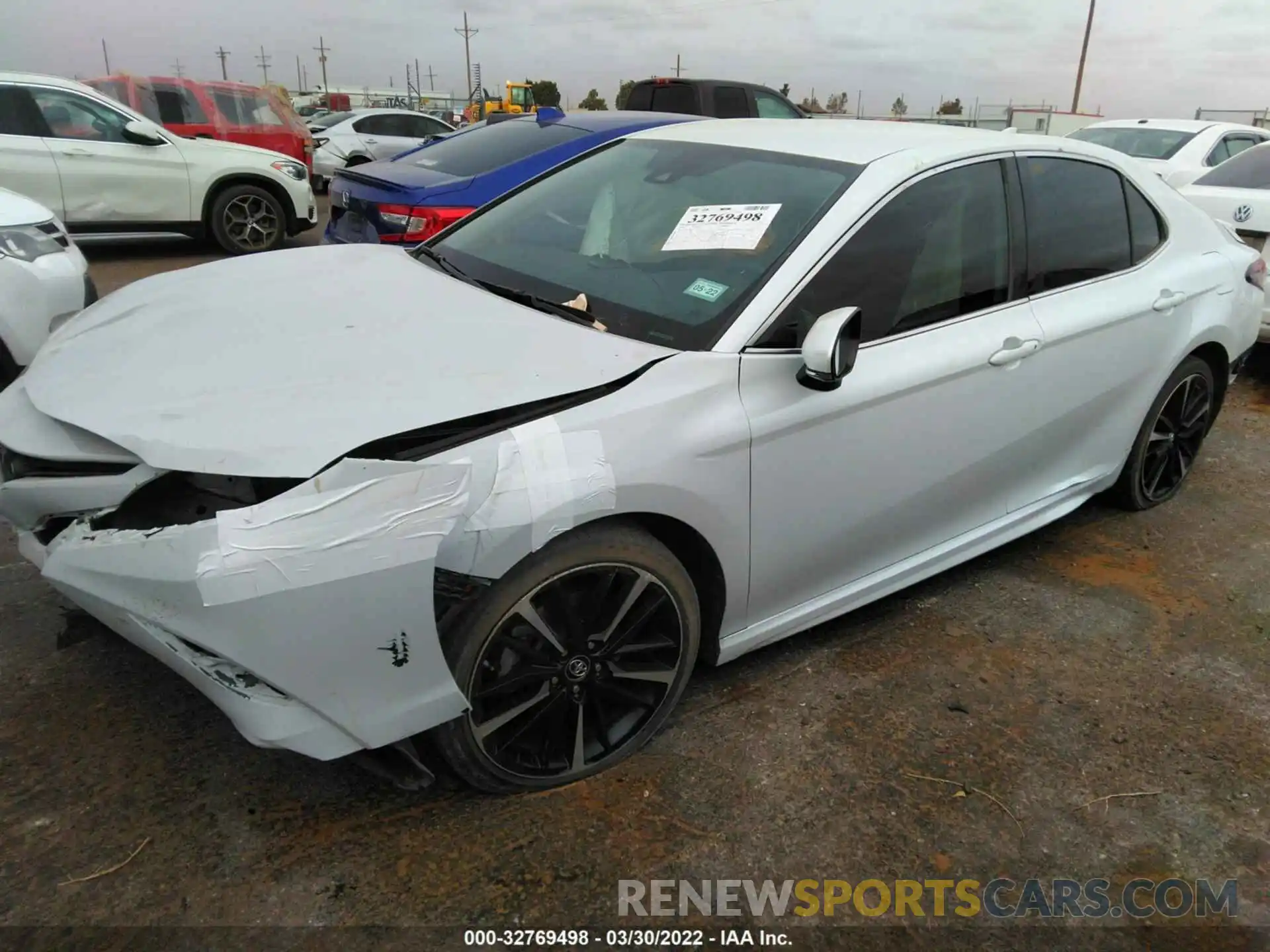 2 Photograph of a damaged car 4T1B61HK0KU789373 TOYOTA CAMRY 2019