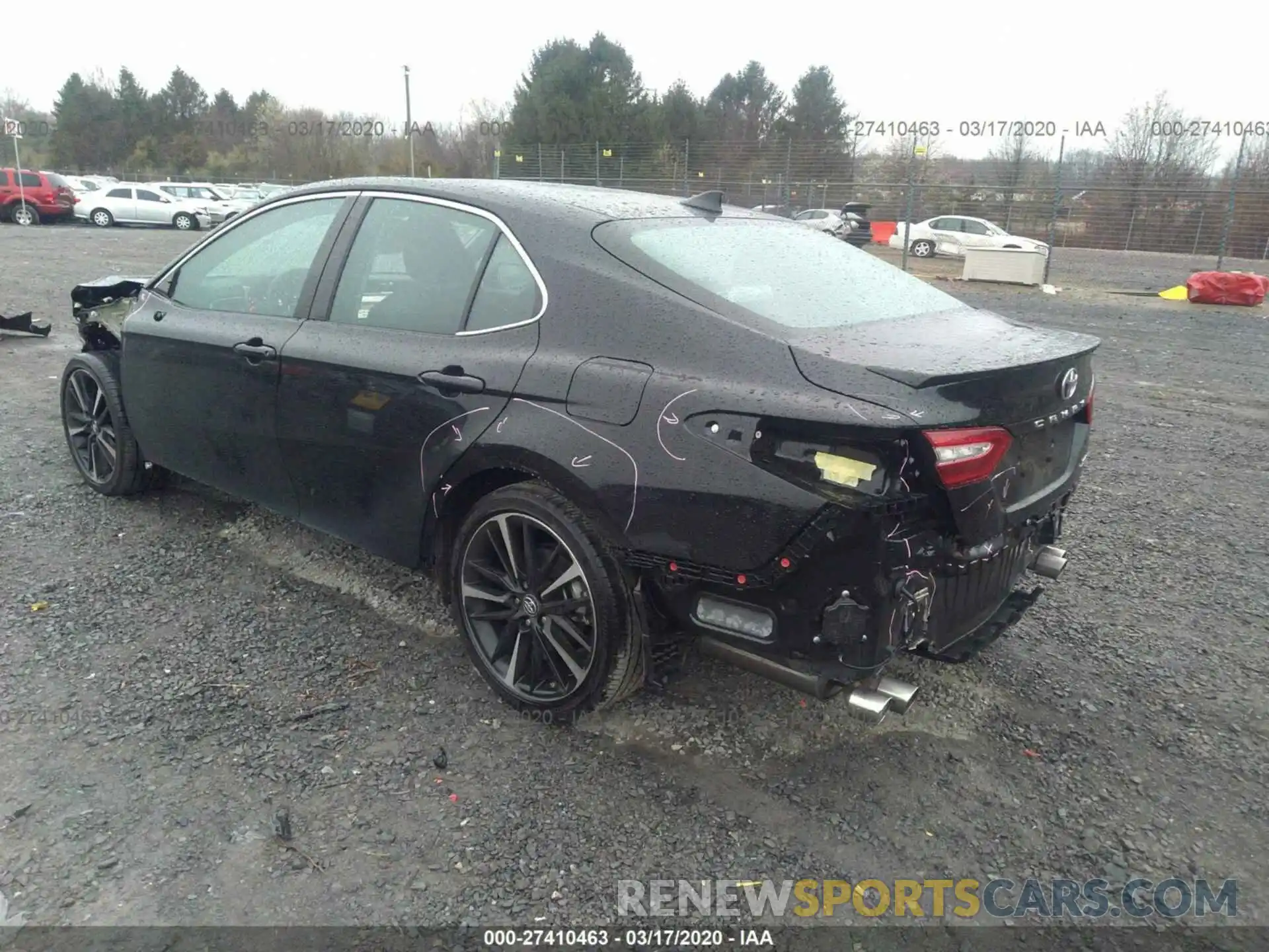 3 Photograph of a damaged car 4T1B61HK0KU824476 TOYOTA CAMRY 2019