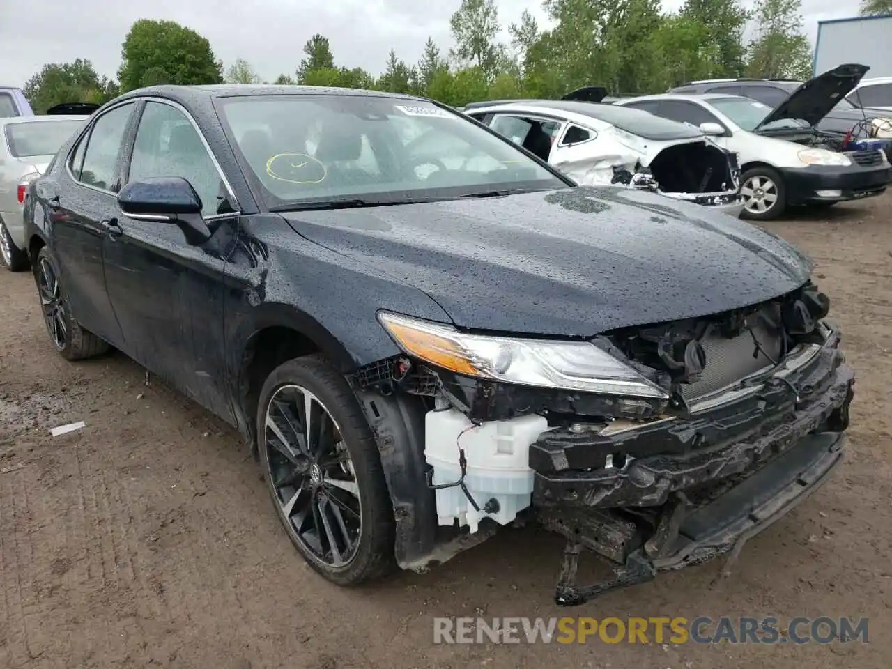 1 Photograph of a damaged car 4T1B61HK0KU834490 TOYOTA CAMRY 2019