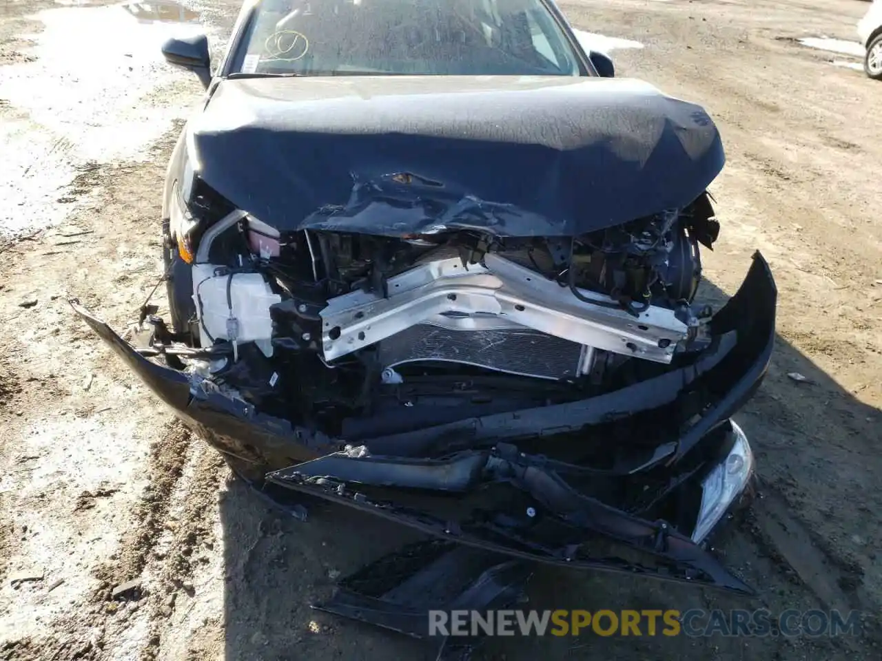 9 Photograph of a damaged car 4T1B61HK0KU845716 TOYOTA CAMRY 2019