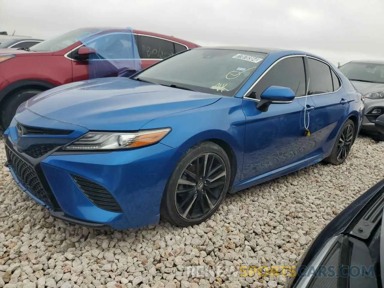 1 Photograph of a damaged car 4T1B61HK1KU168787 TOYOTA CAMRY 2019