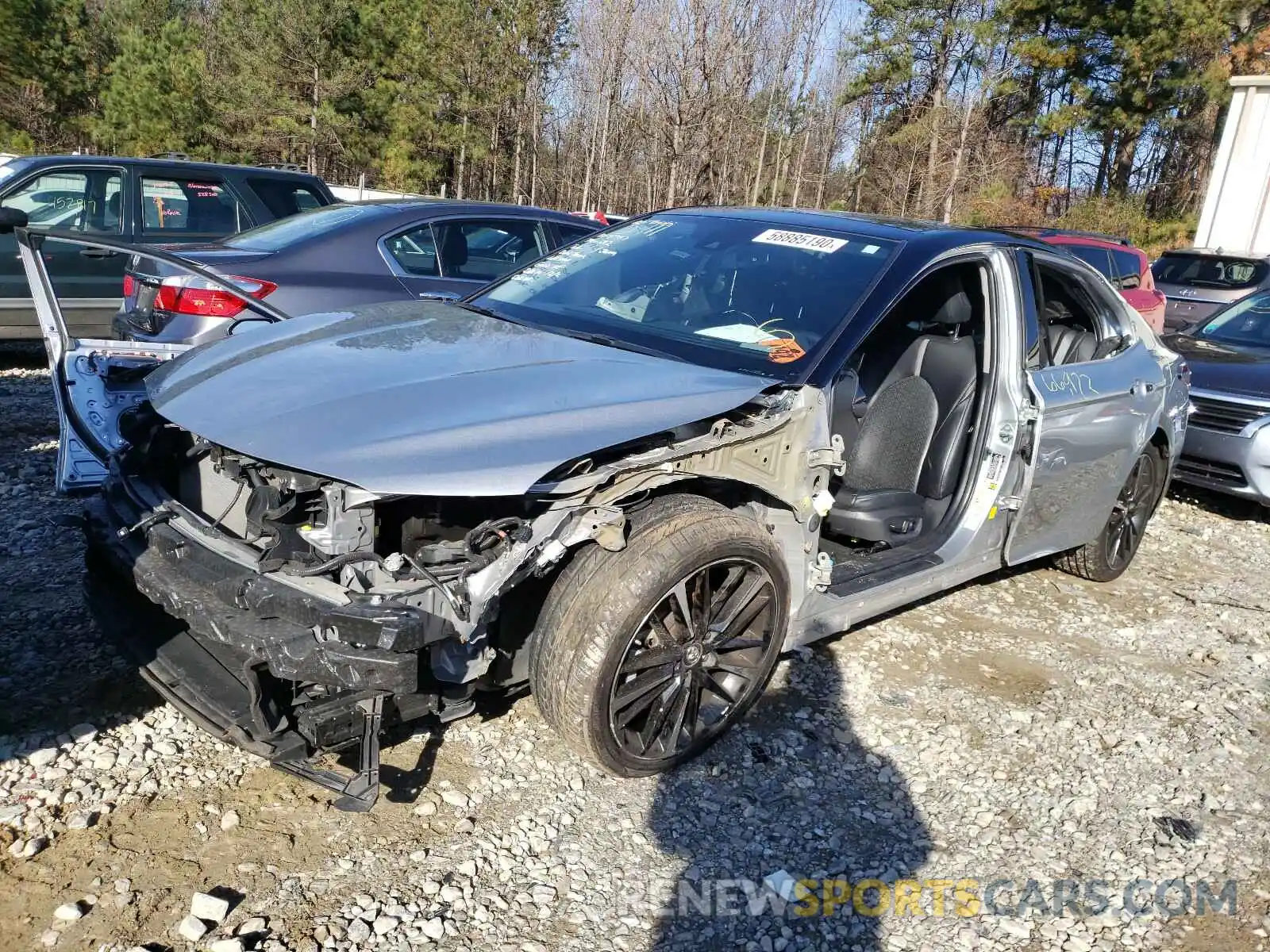 2 Photograph of a damaged car 4T1B61HK1KU175111 TOYOTA CAMRY 2019