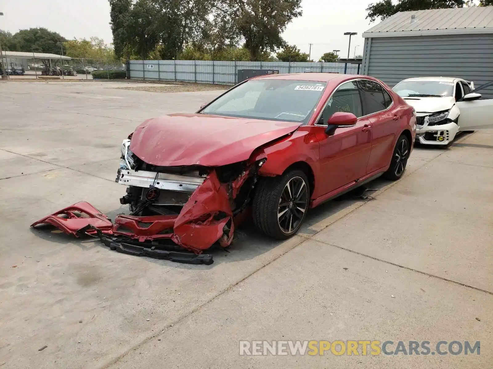 2 Photograph of a damaged car 4T1B61HK1KU180986 TOYOTA CAMRY 2019