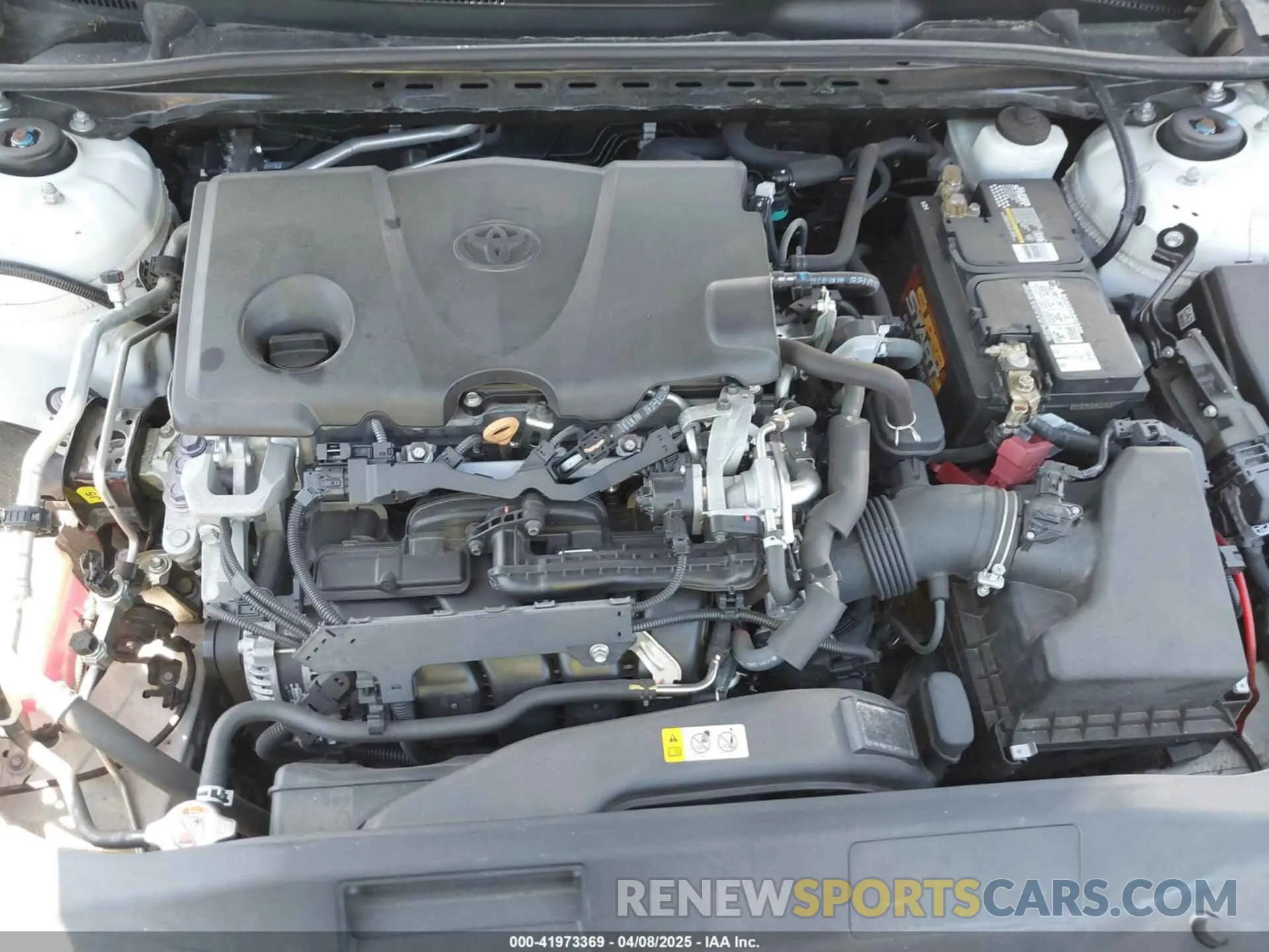 10 Photograph of a damaged car 4T1B61HK1KU219074 TOYOTA CAMRY 2019