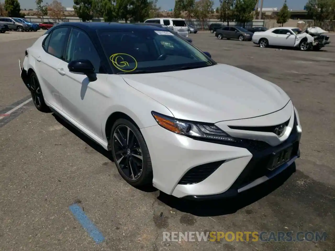 1 Photograph of a damaged car 4T1B61HK1KU220242 TOYOTA CAMRY 2019