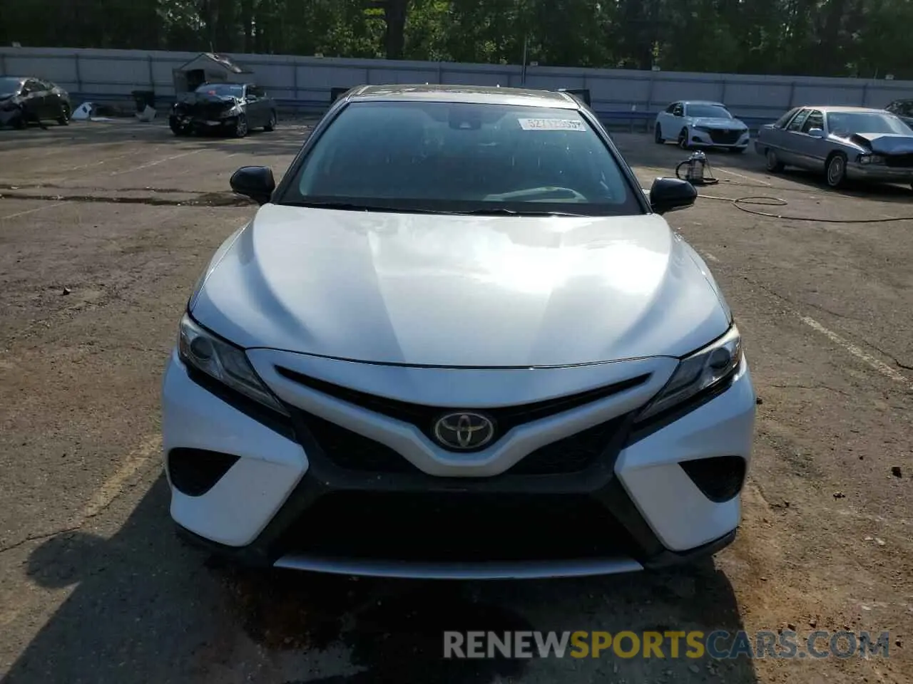 5 Photograph of a damaged car 4T1B61HK1KU222587 TOYOTA CAMRY 2019