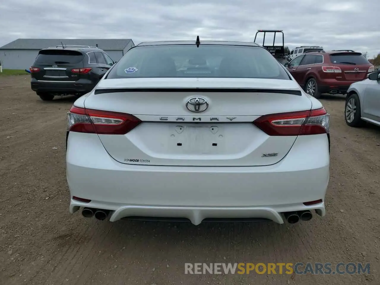 6 Photograph of a damaged car 4T1B61HK1KU252124 TOYOTA CAMRY 2019
