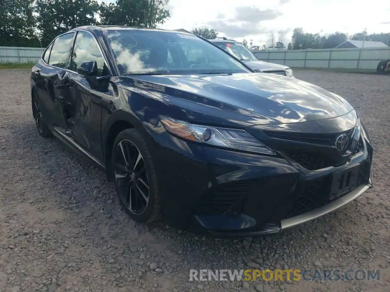 1 Photograph of a damaged car 4T1B61HK1KU252219 TOYOTA CAMRY 2019