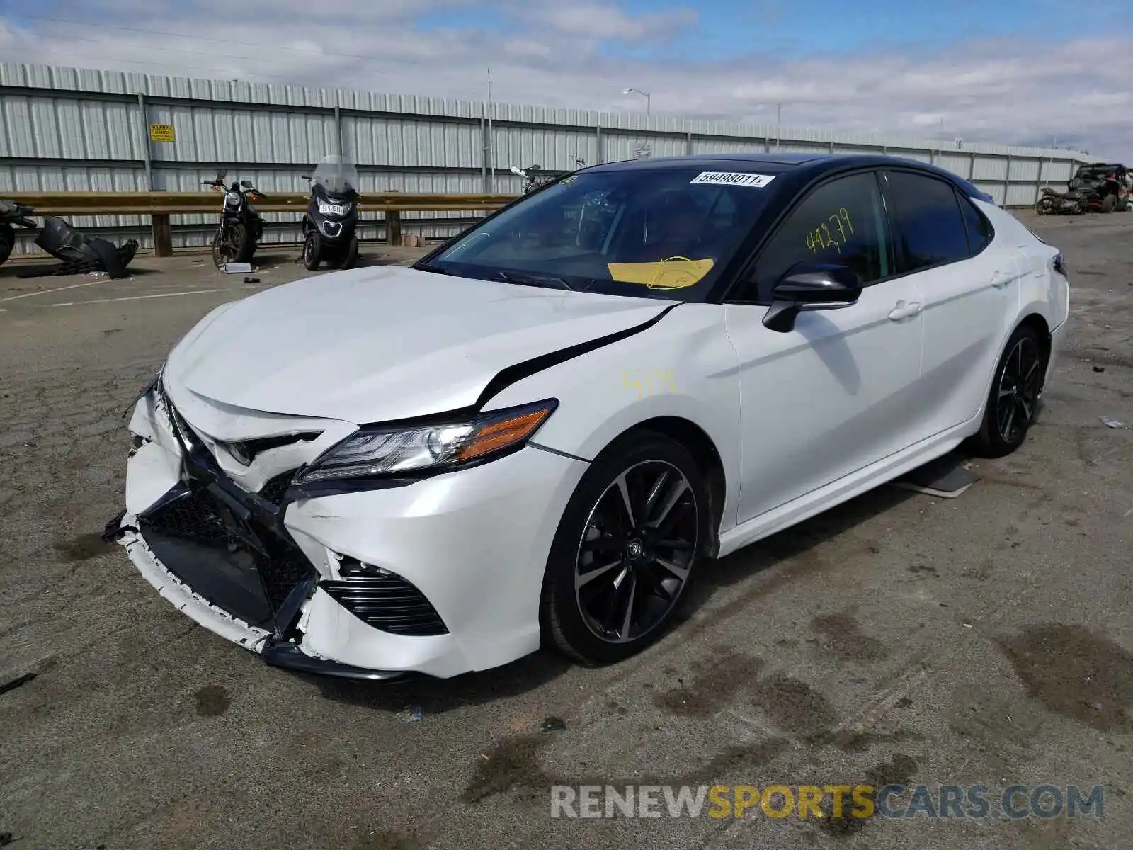 2 Photograph of a damaged car 4T1B61HK1KU277797 TOYOTA CAMRY 2019