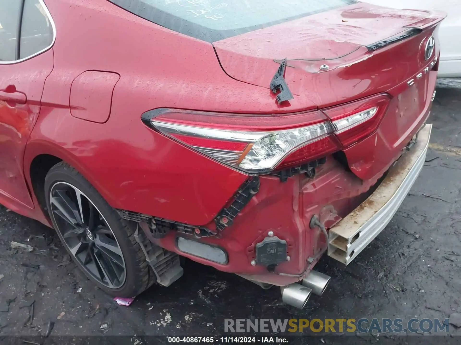 20 Photograph of a damaged car 4T1B61HK1KU286905 TOYOTA CAMRY 2019