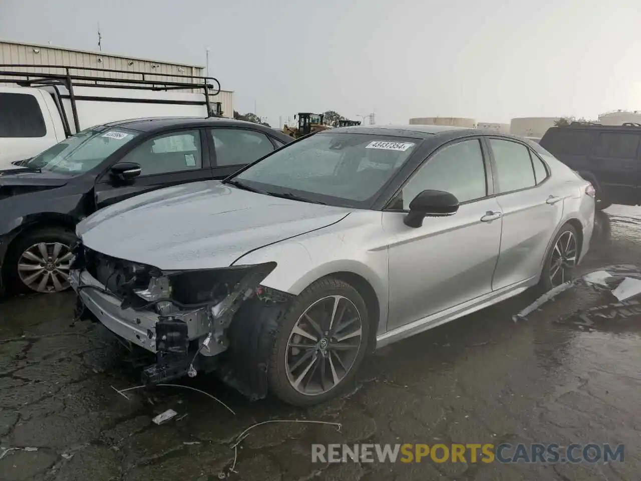 1 Photograph of a damaged car 4T1B61HK1KU289920 TOYOTA CAMRY 2019