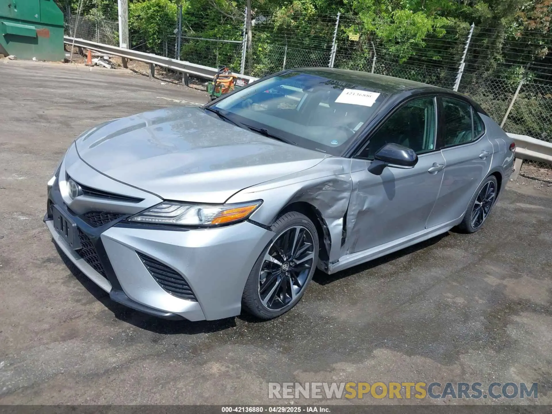 2 Photograph of a damaged car 4T1B61HK1KU292185 TOYOTA CAMRY 2019