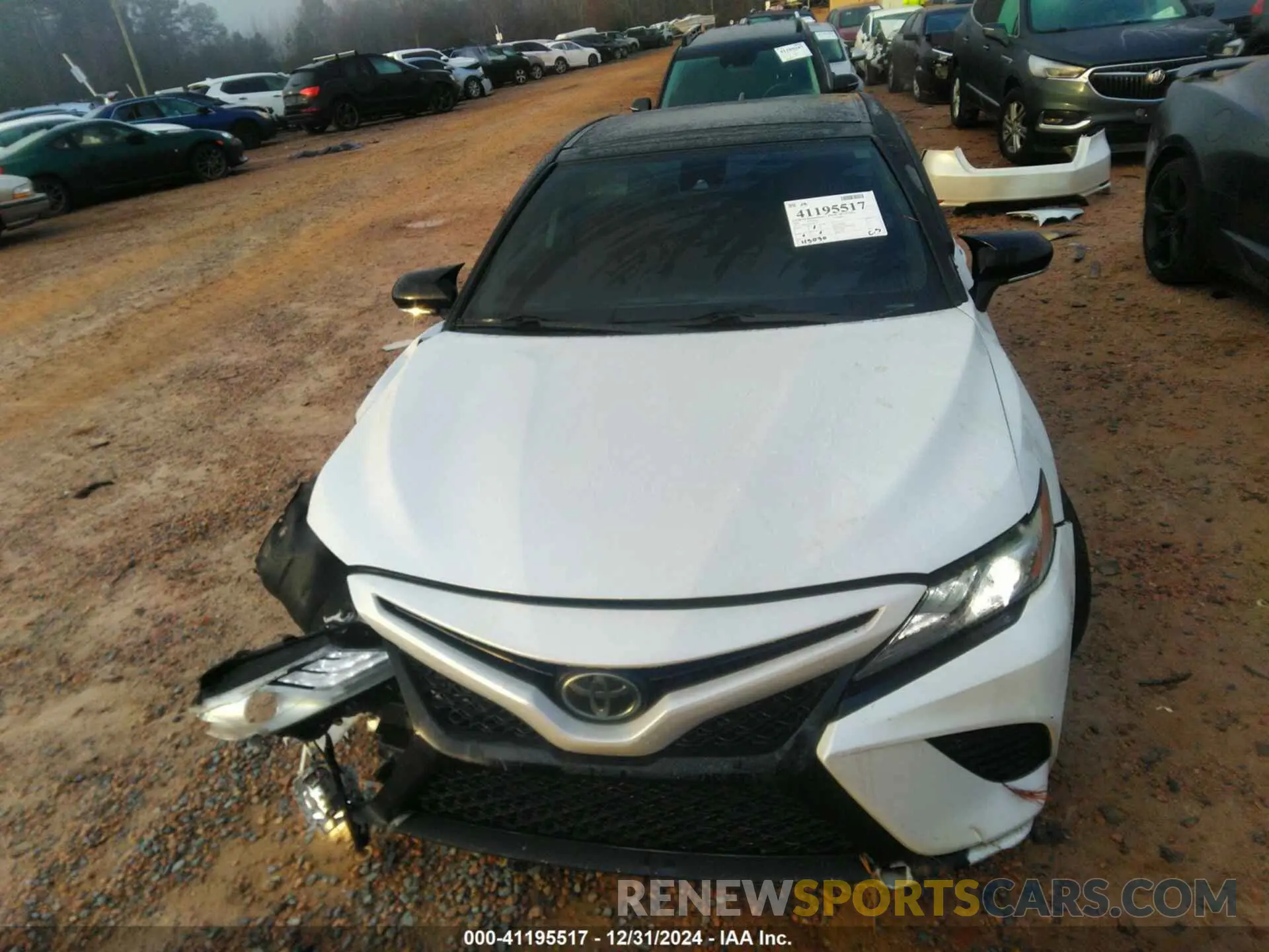 13 Photograph of a damaged car 4T1B61HK1KU294163 TOYOTA CAMRY 2019