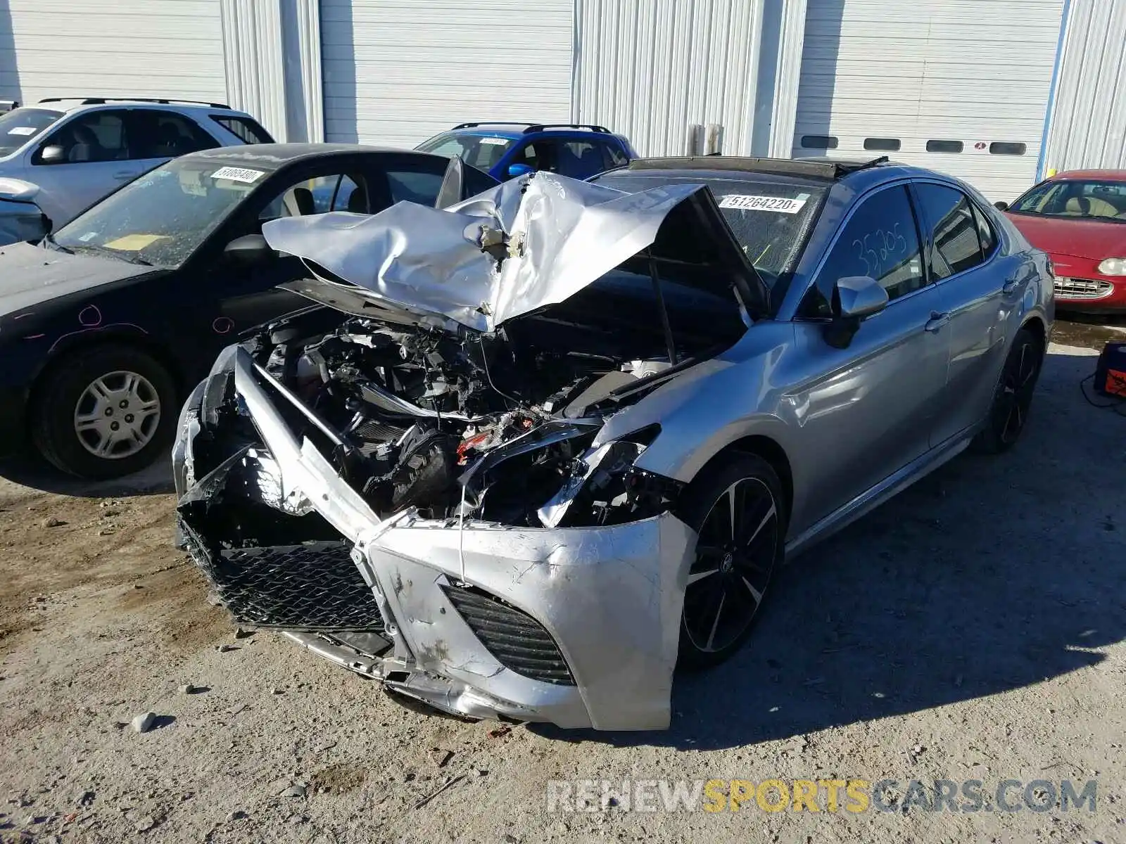 2 Photograph of a damaged car 4T1B61HK1KU698340 TOYOTA CAMRY 2019