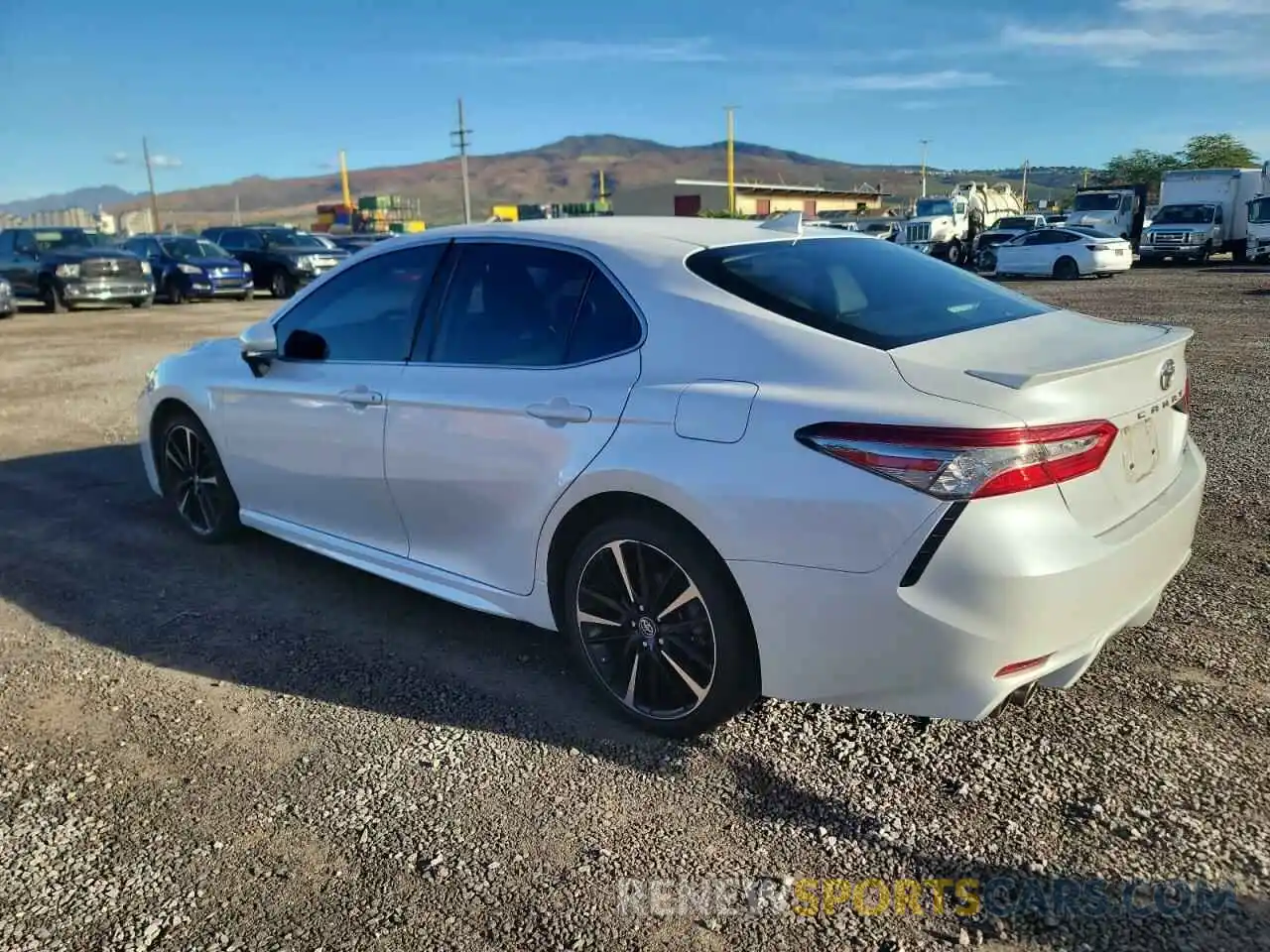 2 Photograph of a damaged car 4T1B61HK1KU713144 TOYOTA CAMRY 2019