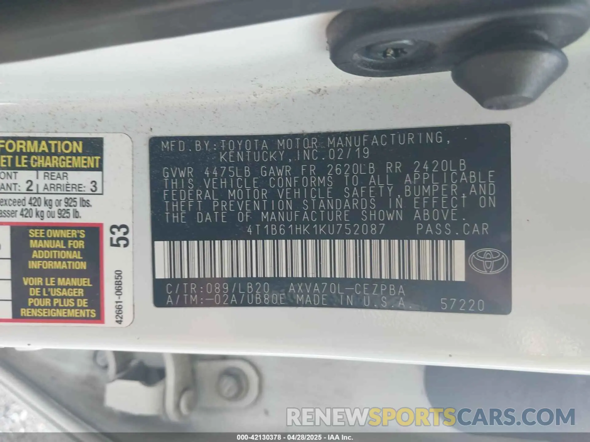 9 Photograph of a damaged car 4T1B61HK1KU752087 TOYOTA CAMRY 2019