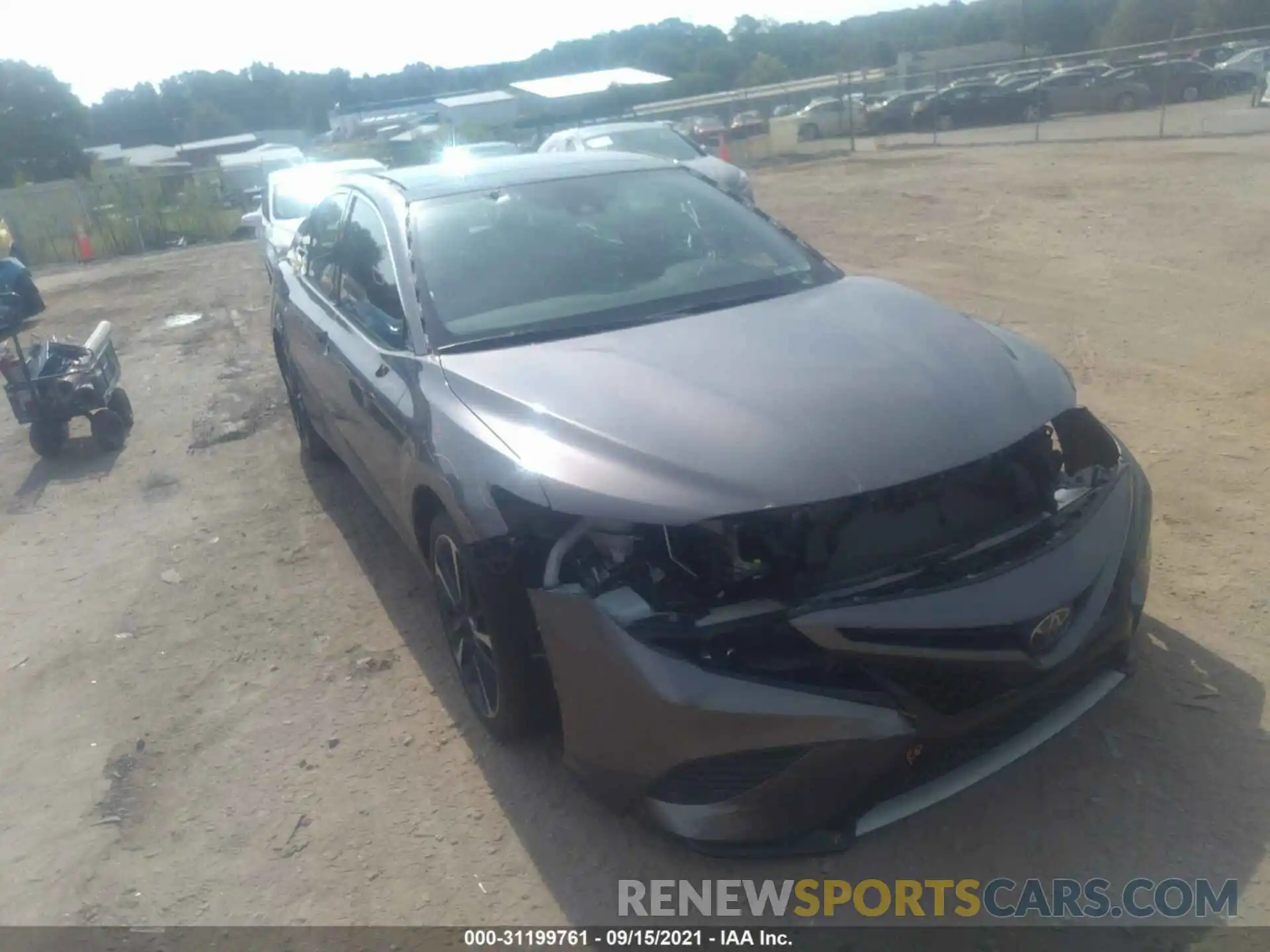 6 Photograph of a damaged car 4T1B61HK1KU772632 TOYOTA CAMRY 2019