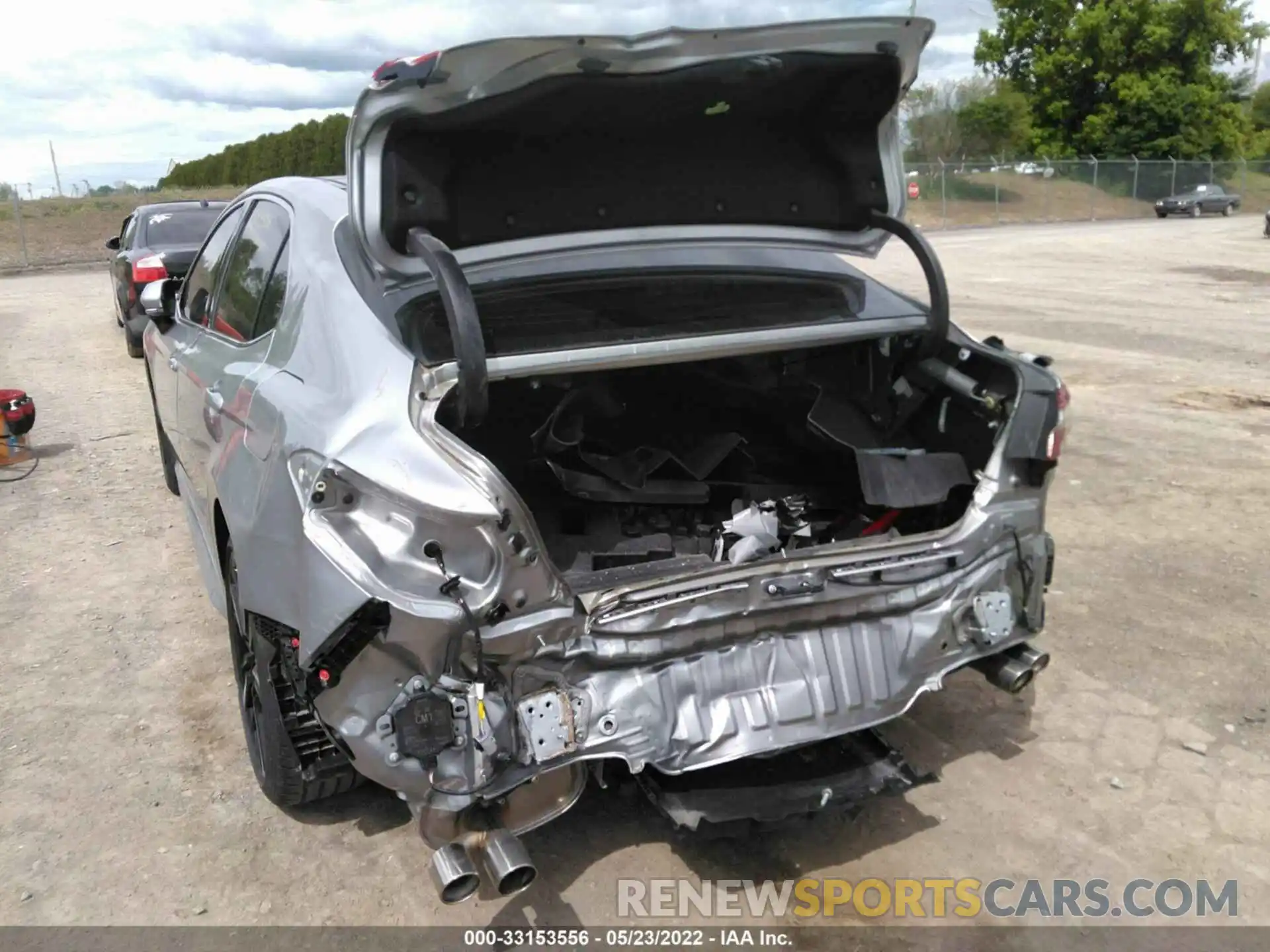 6 Photograph of a damaged car 4T1B61HK1KU807895 TOYOTA CAMRY 2019