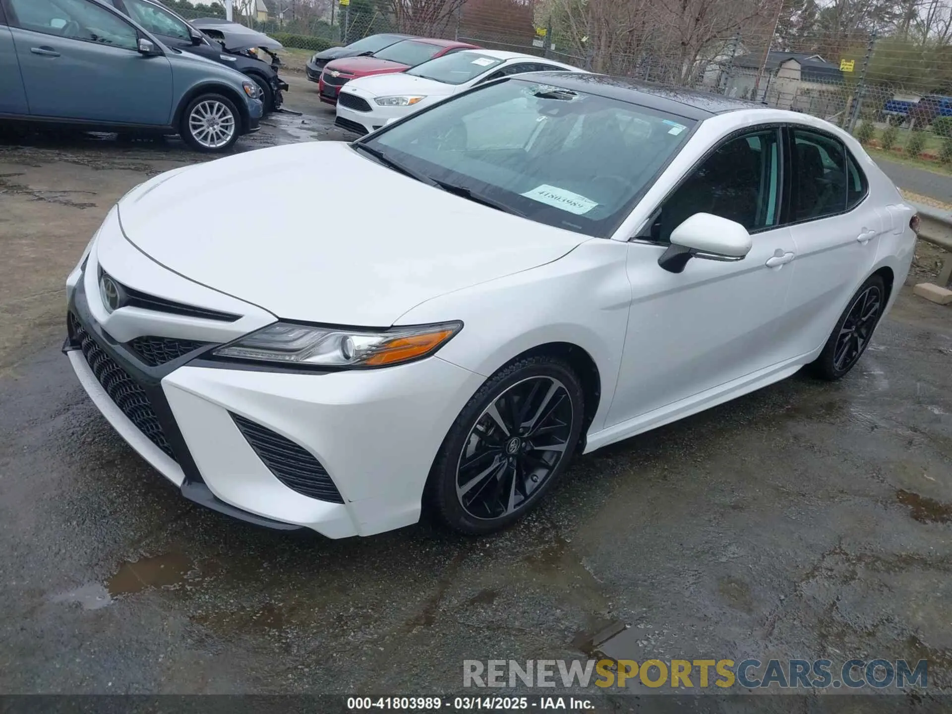 2 Photograph of a damaged car 4T1B61HK1KU818623 TOYOTA CAMRY 2019