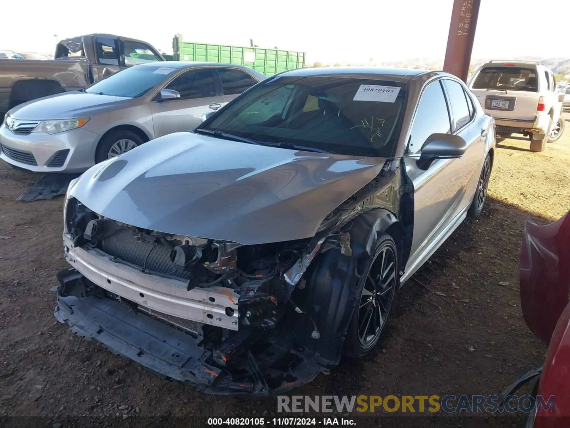 2 Photograph of a damaged car 4T1B61HK1KU850360 TOYOTA CAMRY 2019
