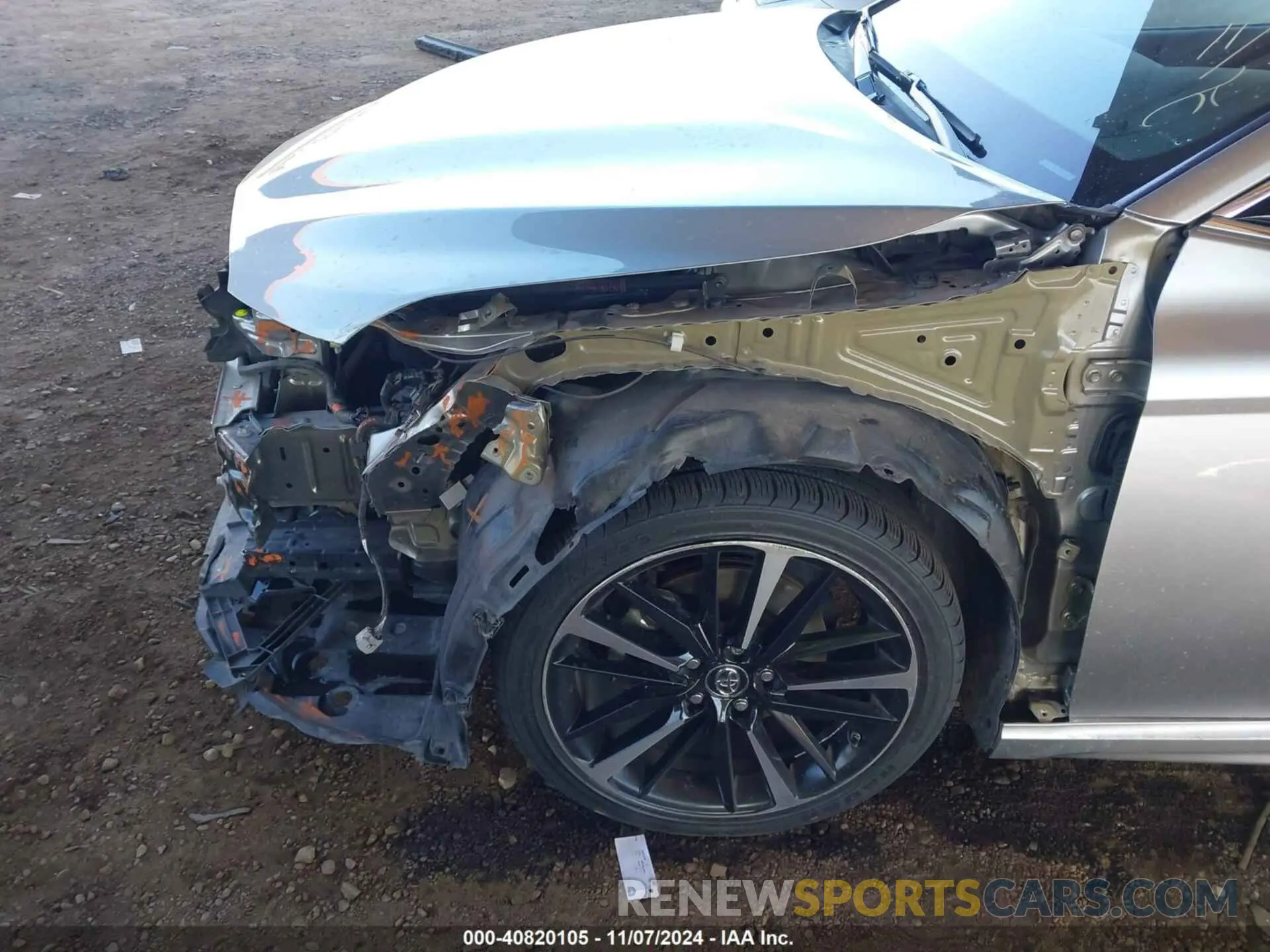 6 Photograph of a damaged car 4T1B61HK1KU850360 TOYOTA CAMRY 2019