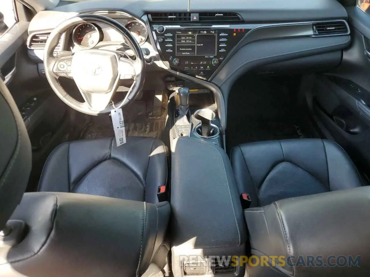 8 Photograph of a damaged car 4T1B61HK1KU854151 TOYOTA CAMRY 2019