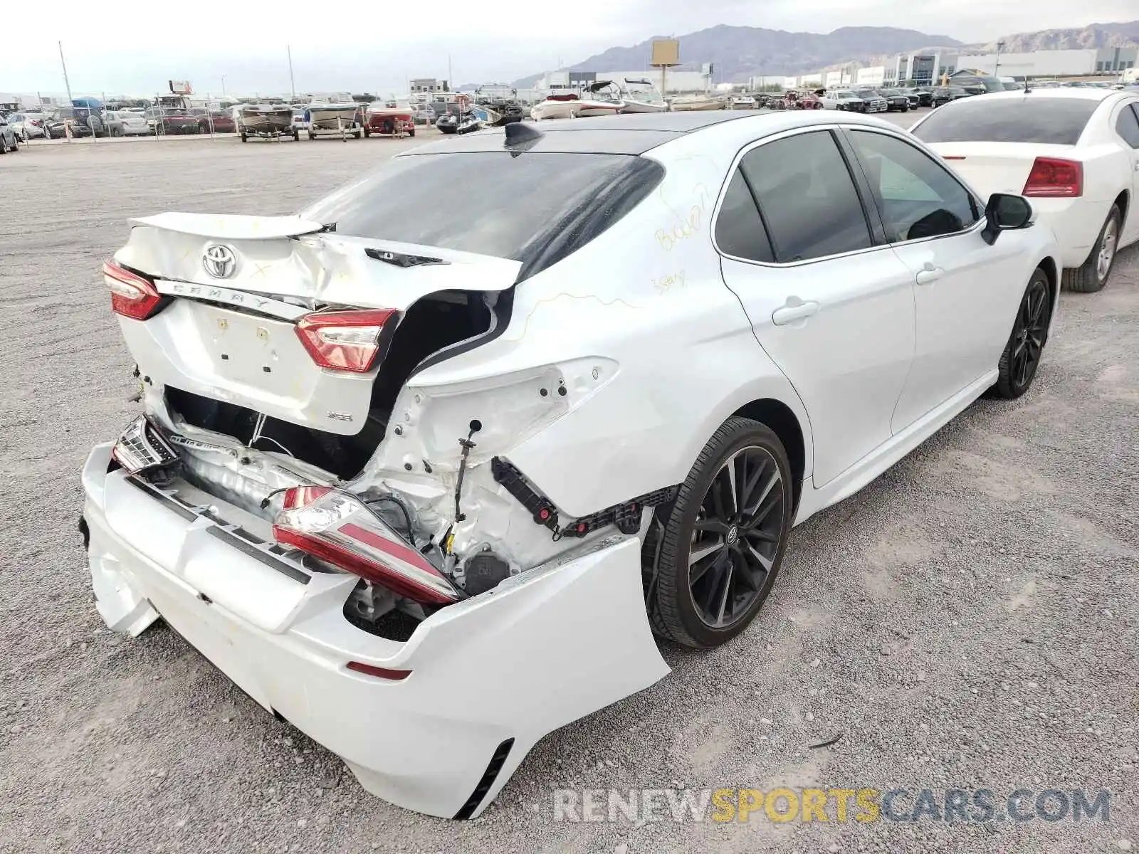 4 Photograph of a damaged car 4T1B61HK1KU856479 TOYOTA CAMRY 2019